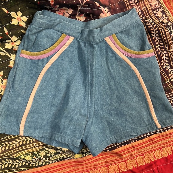 Samantha Pleet denim spectrum short 4 garmentory - Picture 6 of 9